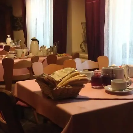 U Stoly Konukevi 3*